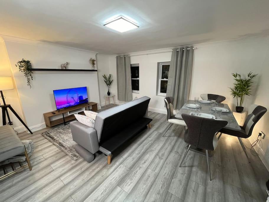 Modern & Stylish Haven In Heart Of London Appartement Buitenkant foto