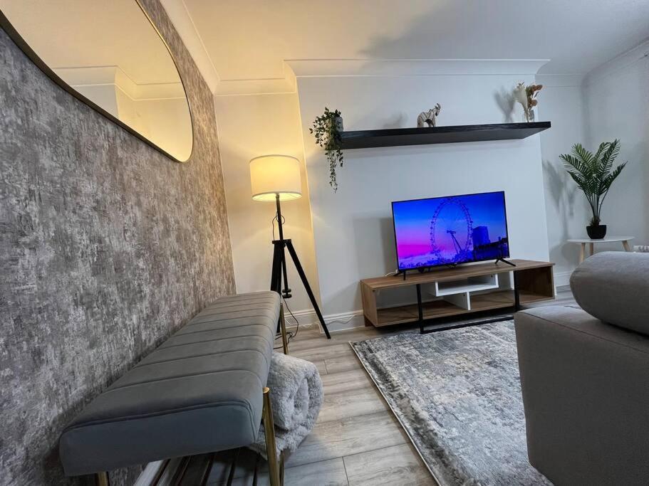 Modern & Stylish Haven In Heart Of London Appartement Buitenkant foto